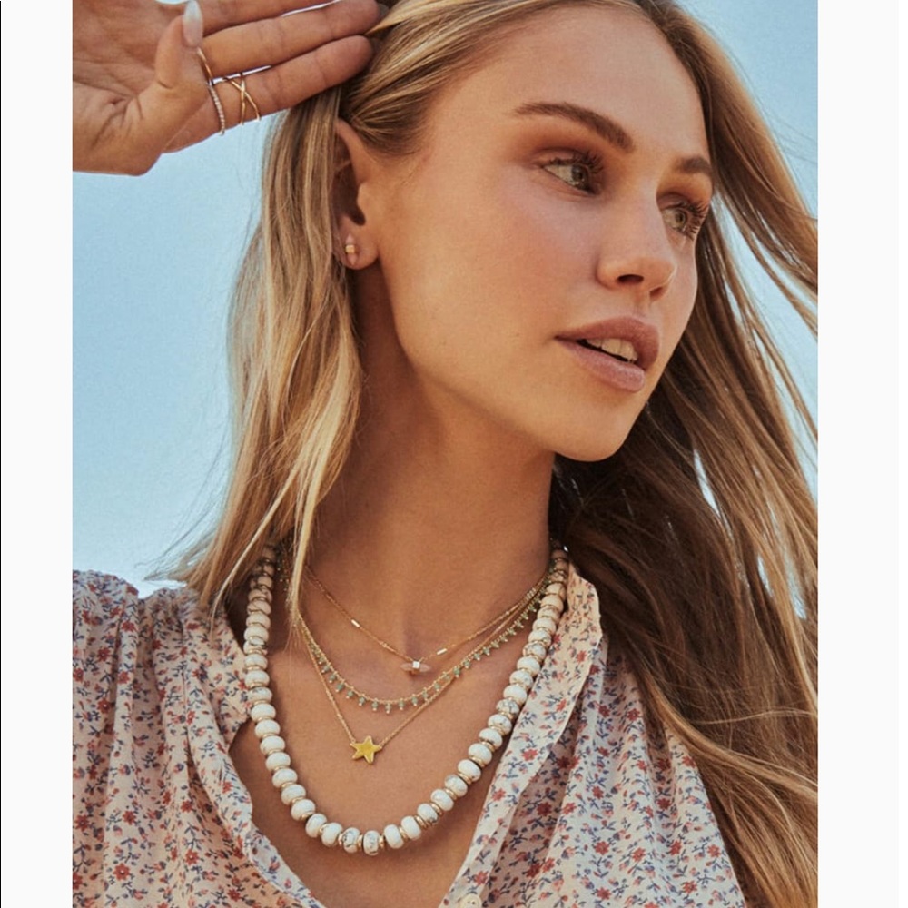 SOLD❌ NWT✨ Kendra Scott l Rebecca Gold Multi Strand Necklace in White Howlite - Picture 6 of 12